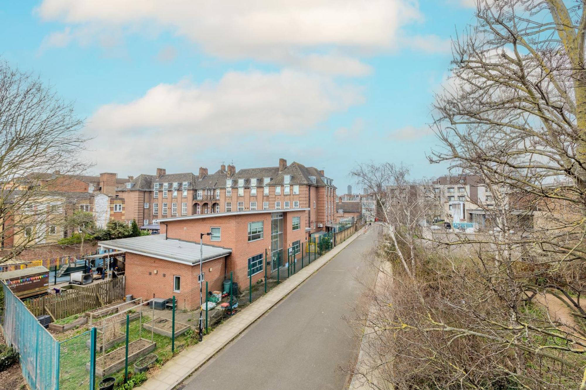 Spacious 2br With Balcony In Camberwell Londres